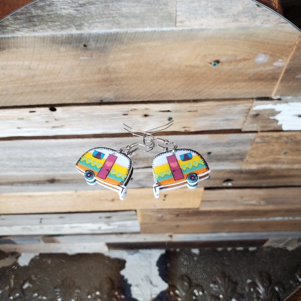 Vintage Camper Earrings - 2D - Acrylic - Double Sided